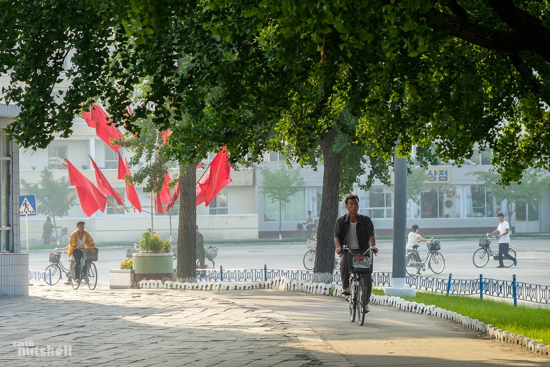 Early morning in Kaesong, an industrial city near the DMZ. Kaesong was once the capital of Korea and remains a hub of ancient tradition. It’s also famous for its ginseng cultivation.