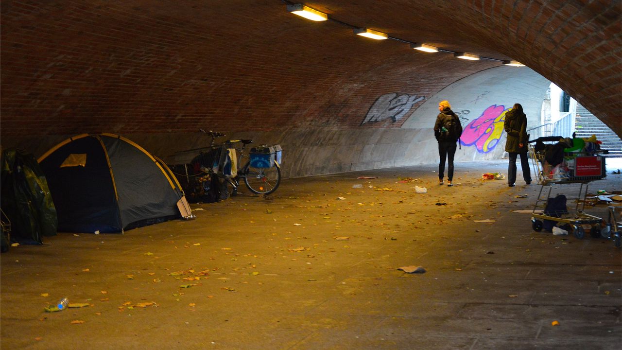 Berlin underpass where homeless seek shelter (Credit: Spielvogel/Wikimedia Commons)