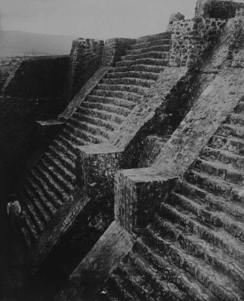 Aztec pyramid in Teopanzolco. Teobert Maler, 1875